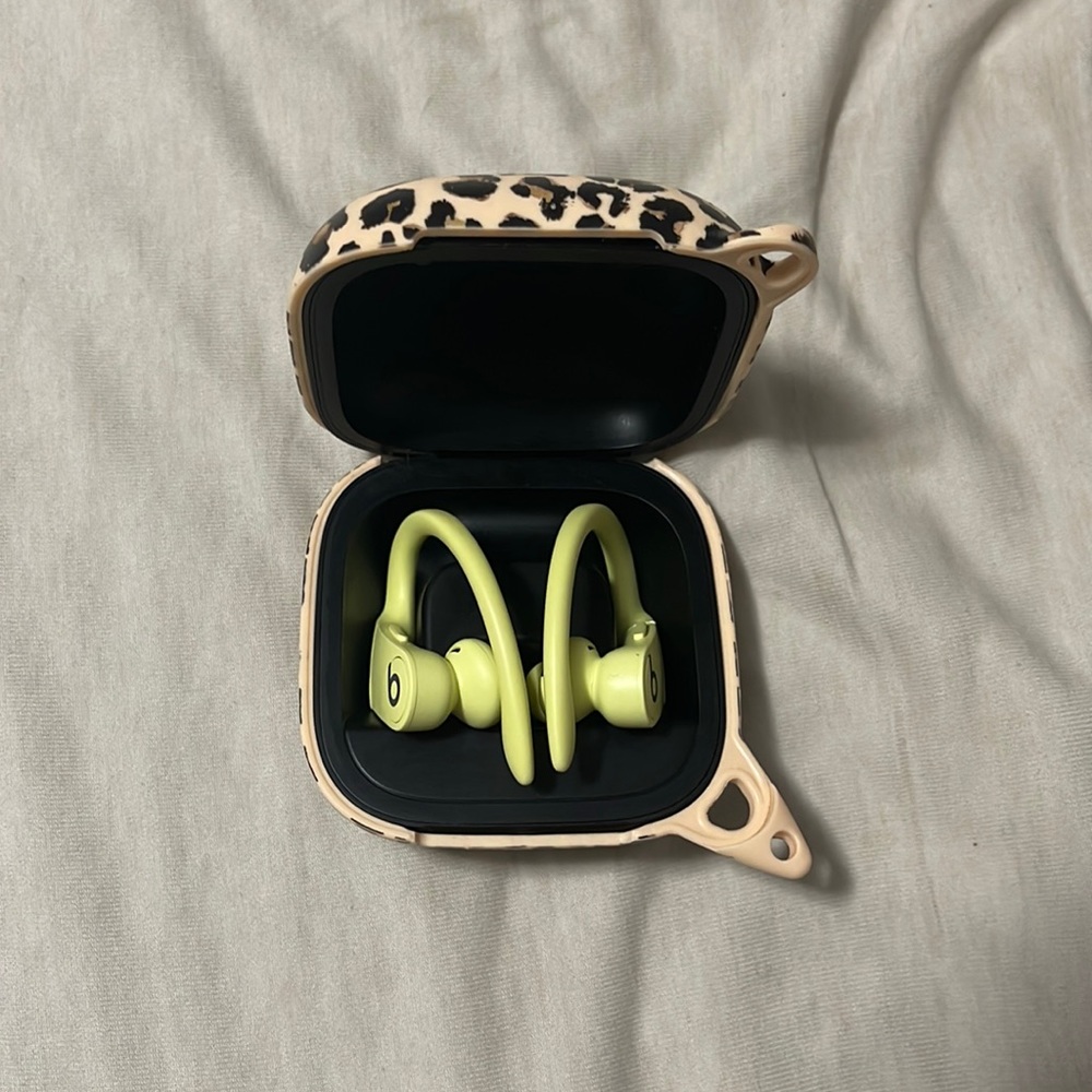 PowerBeats Pro Wireless Bluetooth Headphones